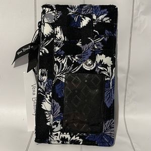 Vera Bradley Ultimate Card Case